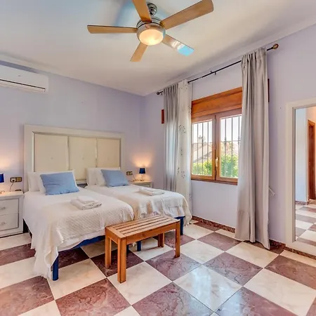 Villa Vb Goya 7br Andalusian By The Marina