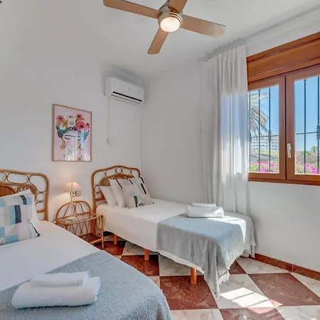Villa Vb Goya 7br Andalusian By The Marina