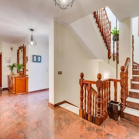 Villa Vb Goya 7br Andalusian By The Marina