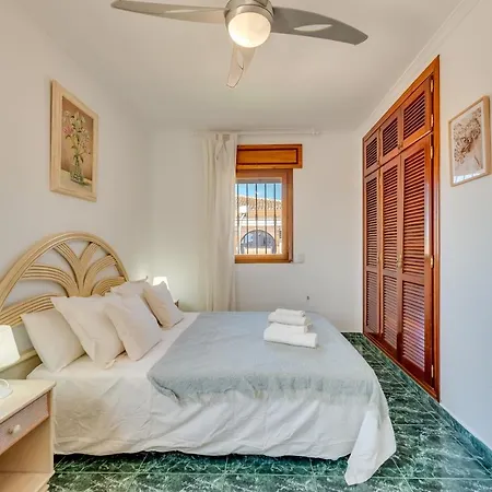 Villa Vb Goya 7br Andalusian By The Marina *