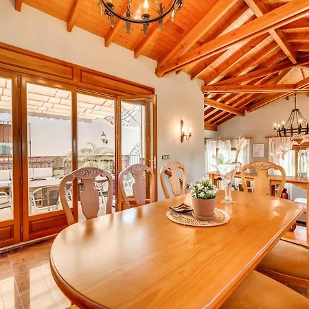 Vb Goya 7br Andalusian By The Marina *