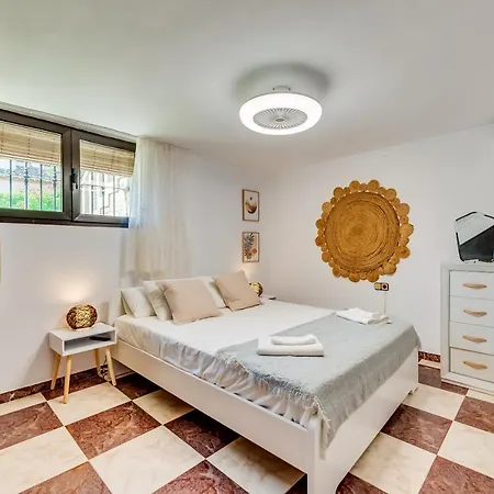 Villa Vb Goya 7br Andalusian By The Marina