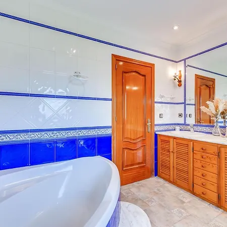 Vb Goya 7br Andalusian By The Marina Benalmadena